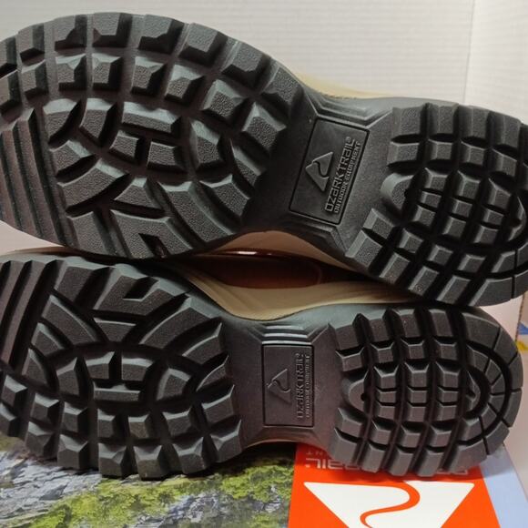 Ozark Trail Women's Waterproof Stoneclad Hiker Boots Wheat Color Size 8 Hiking - Picture 7 of 7